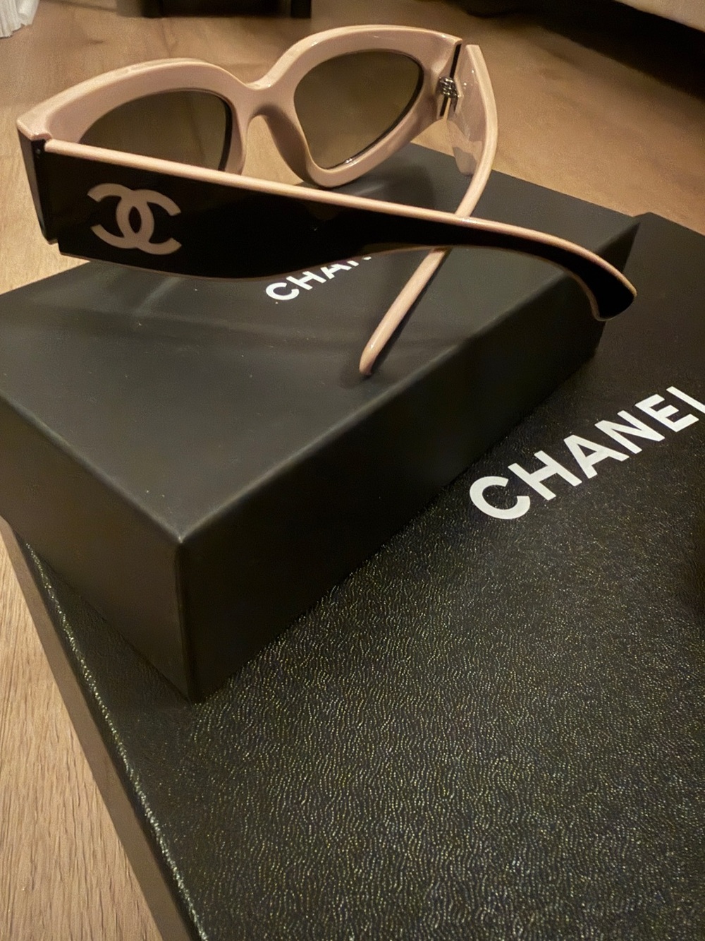 CHANEL Beige and Black Cat-Eye Sunglasses with CC Logo